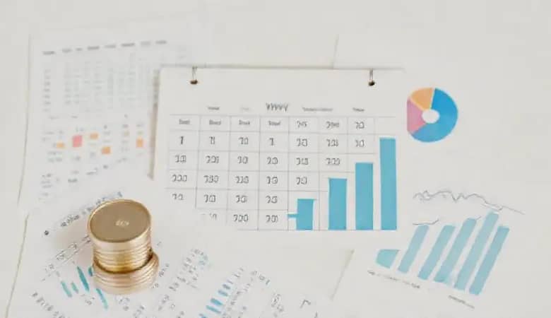 Calendario financiero visual y optimista