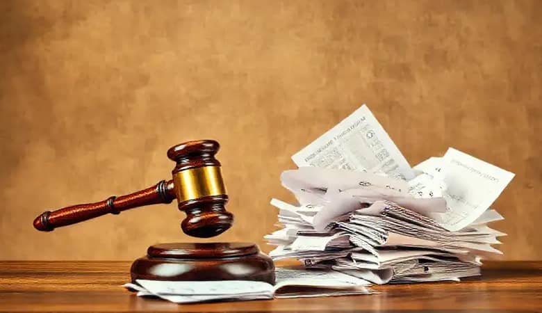 Abogado ofrece ayuda para aliviar deudas