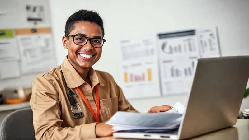 Trabajador autónomo recibe apoyo financiero exitoso