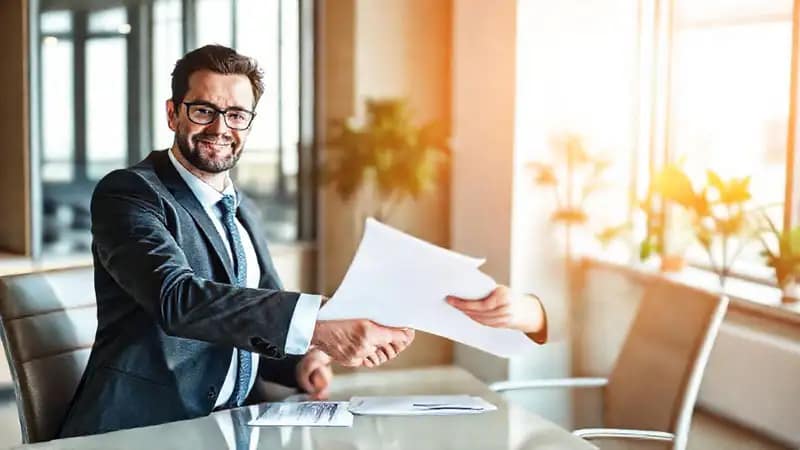 Reunión profesional: confianza, solución viable y estabilidad